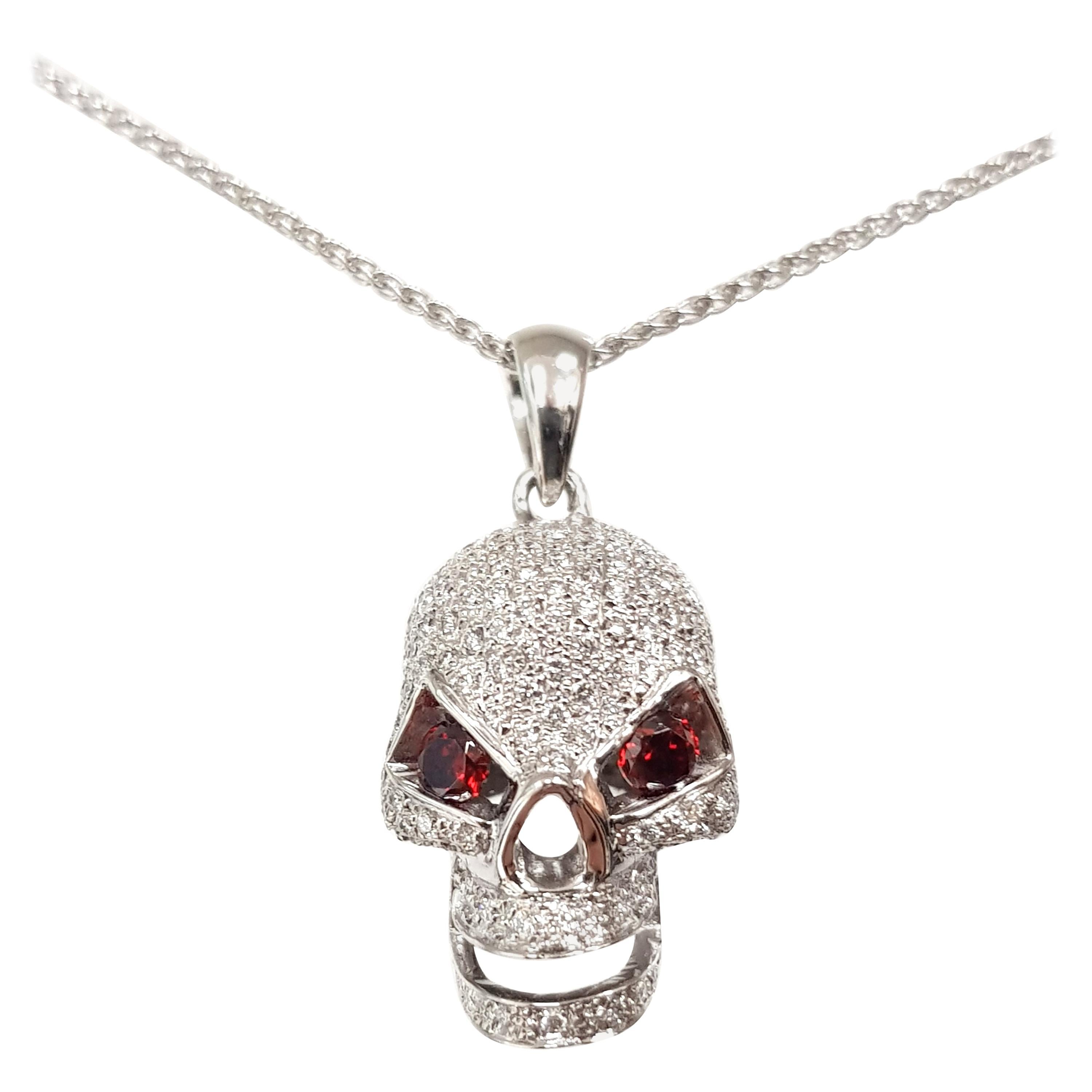 Skull 2.00 Carat Bespoke Diamond Red Ruby 18 Karat White Gold Pendant Necklace For Sale