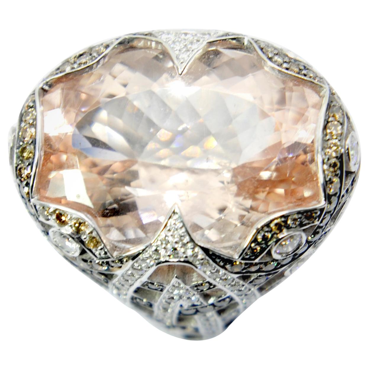 27ct Morganite cocktail  Ring in 18kt gold and champagne and white diamonds