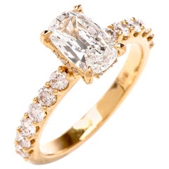 Cushion Diamond 18 Karat Yellow Gold Engagement Ring