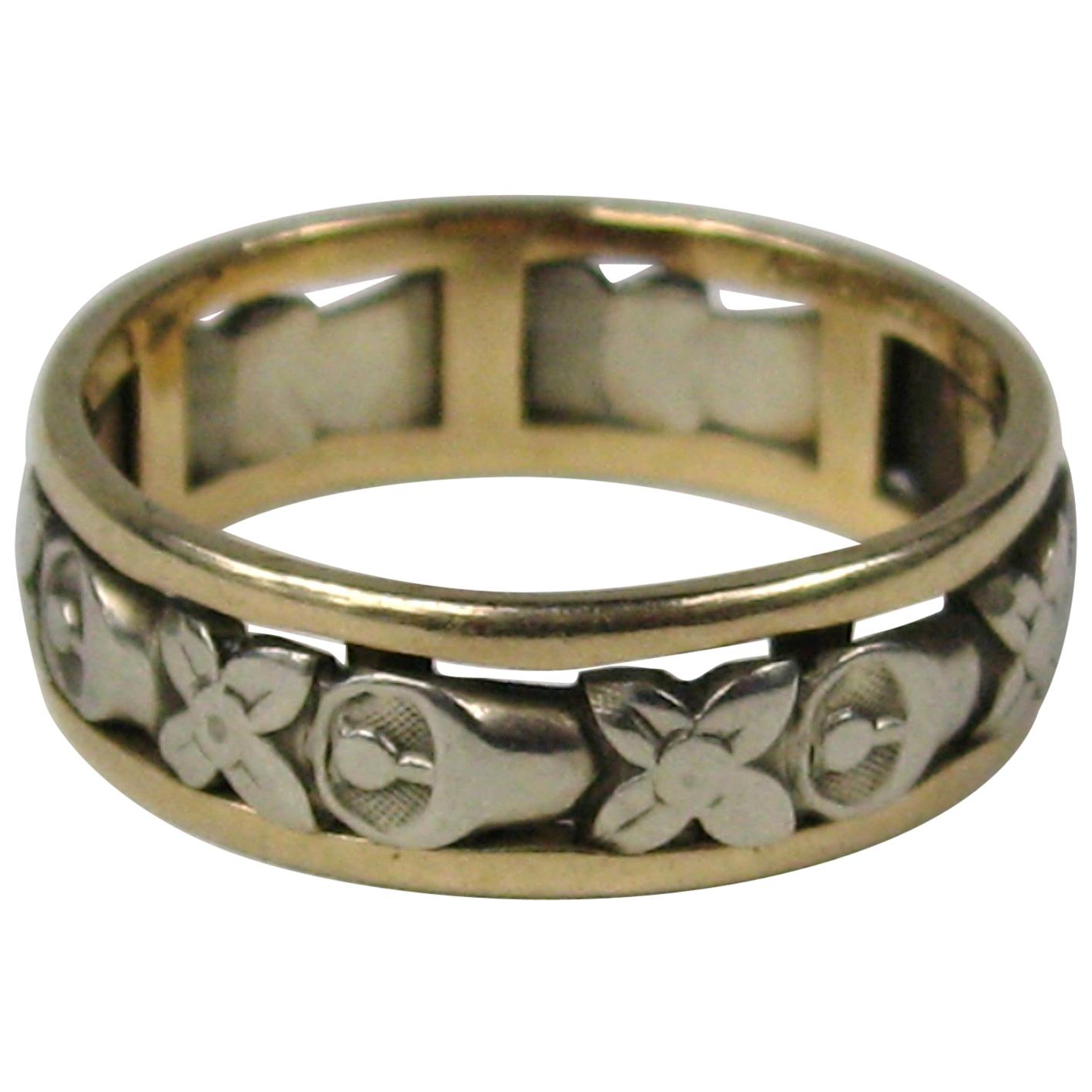 Victorian 14 Karat Yellow and White Gold Cut Out Floral Wedding Band Ring