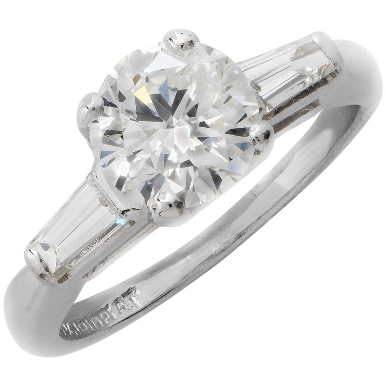 1.19 Carat GIA Graded Platinum Diamond Engagement Ring For Sale at 1stDibs