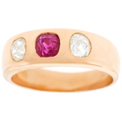 Antique Diamond and Ruby Gypsy Set Art Deco Gold Ring