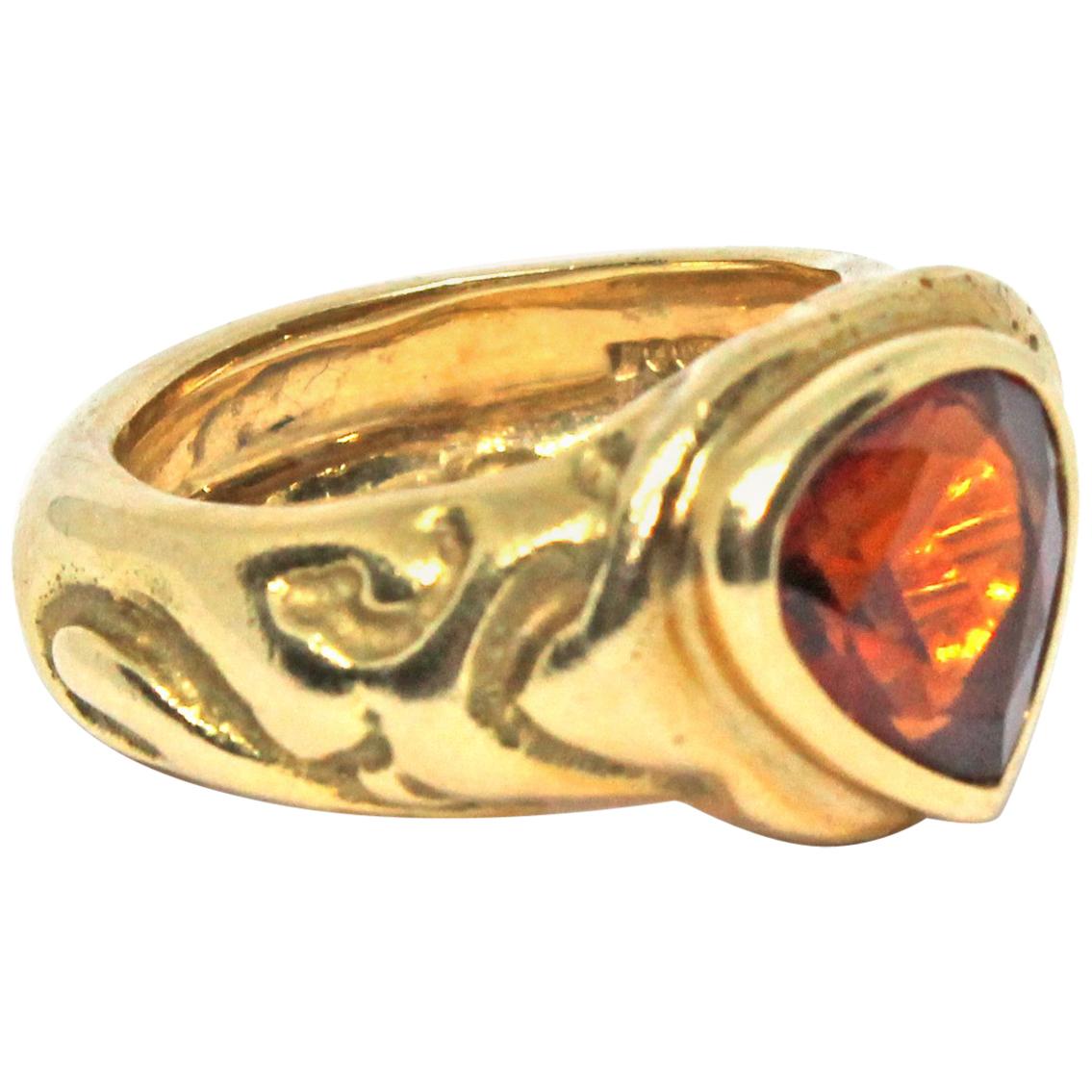 Elizabeth Gage 1989 Orange Spessartite 18 Karat Yellow Gold Ring For Sale