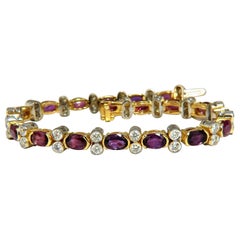 12.90 Carat Natural Ruby Diamonds Bracelet 14 Karat Two-Toned