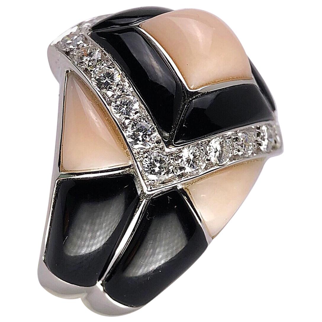 Oro Trend 18 Karat White Gold, .85 Carat Diamond, Black Onyx and Pink Coral Ring For Sale