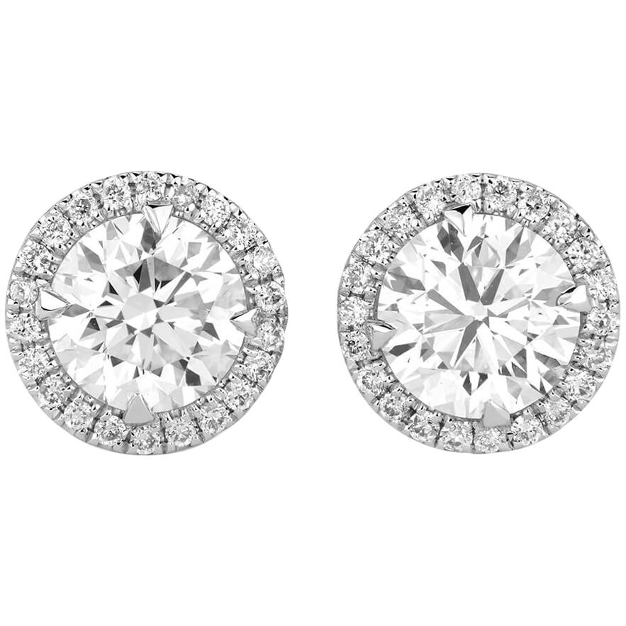 1.58 Carat VVS2 Natural White Round Diamond 18 Karat White Gold Stud Earrings For Sale