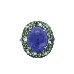 Beautiful Tanzanite and Diamond Ring