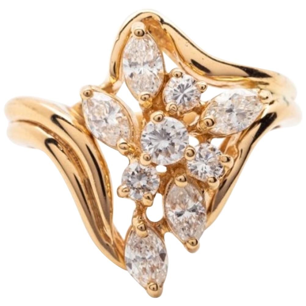 Ring aus wunderschönem Gold und Diamanten, signiert Trev im Angebot