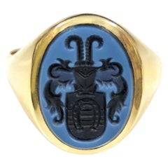 Antique Gentleman's Gold and Hard Stone Intaglio Signet Ring