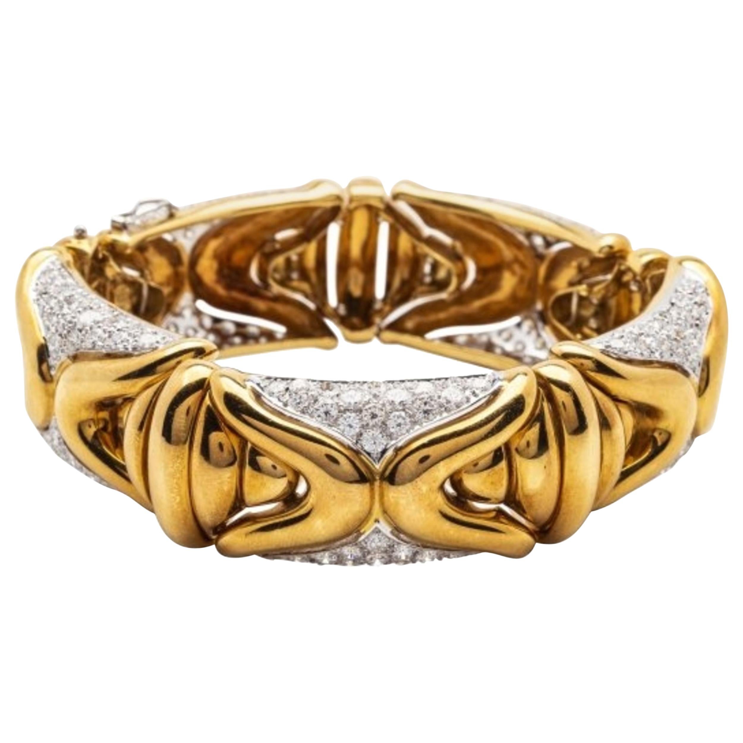 Gorgeous 5.10 Carat, Gold and Diamond Bracelet, 18 Karat