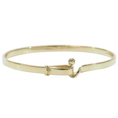 Tiffany & Co. Hook and Eye Bangle Bracelet Yellow Gold 18 Karat