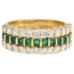 Retro Diamond Emerald Ring 18 Karat Yellow Gold Estate Fine Jewelry Band