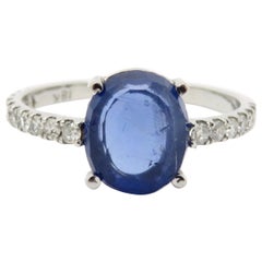 Anello vintage di proprietà in oro bianco 18 carati con zaffiro blu birmano e diamanti
