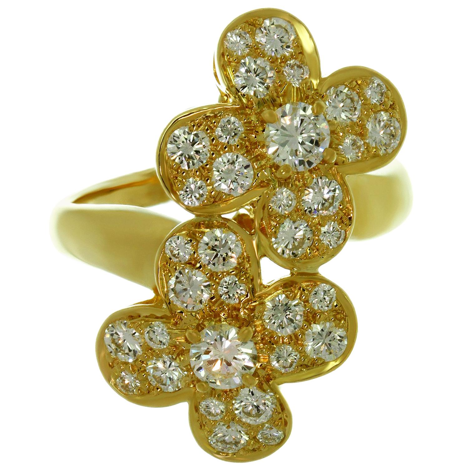 Van Cleef & Arpels Double Trefle Diamond Yellow Gold Clover Flower Ring