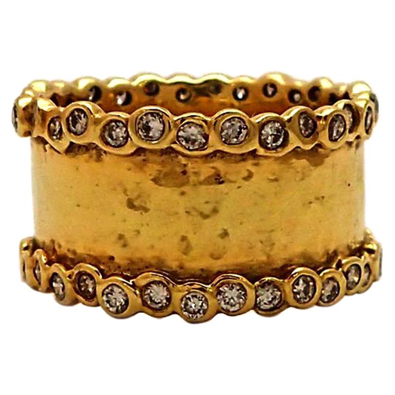 Ippolita 18 Karat Yellow Gold and Diamond Hammered Ring For Sale