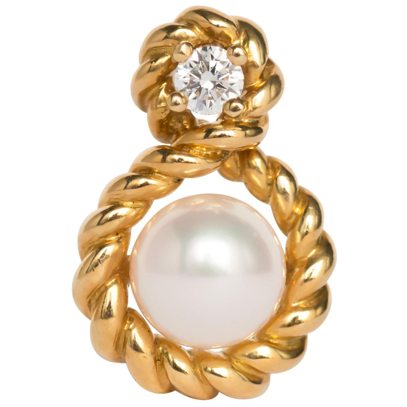 Pearl Yellow Gold Pendant For Sale