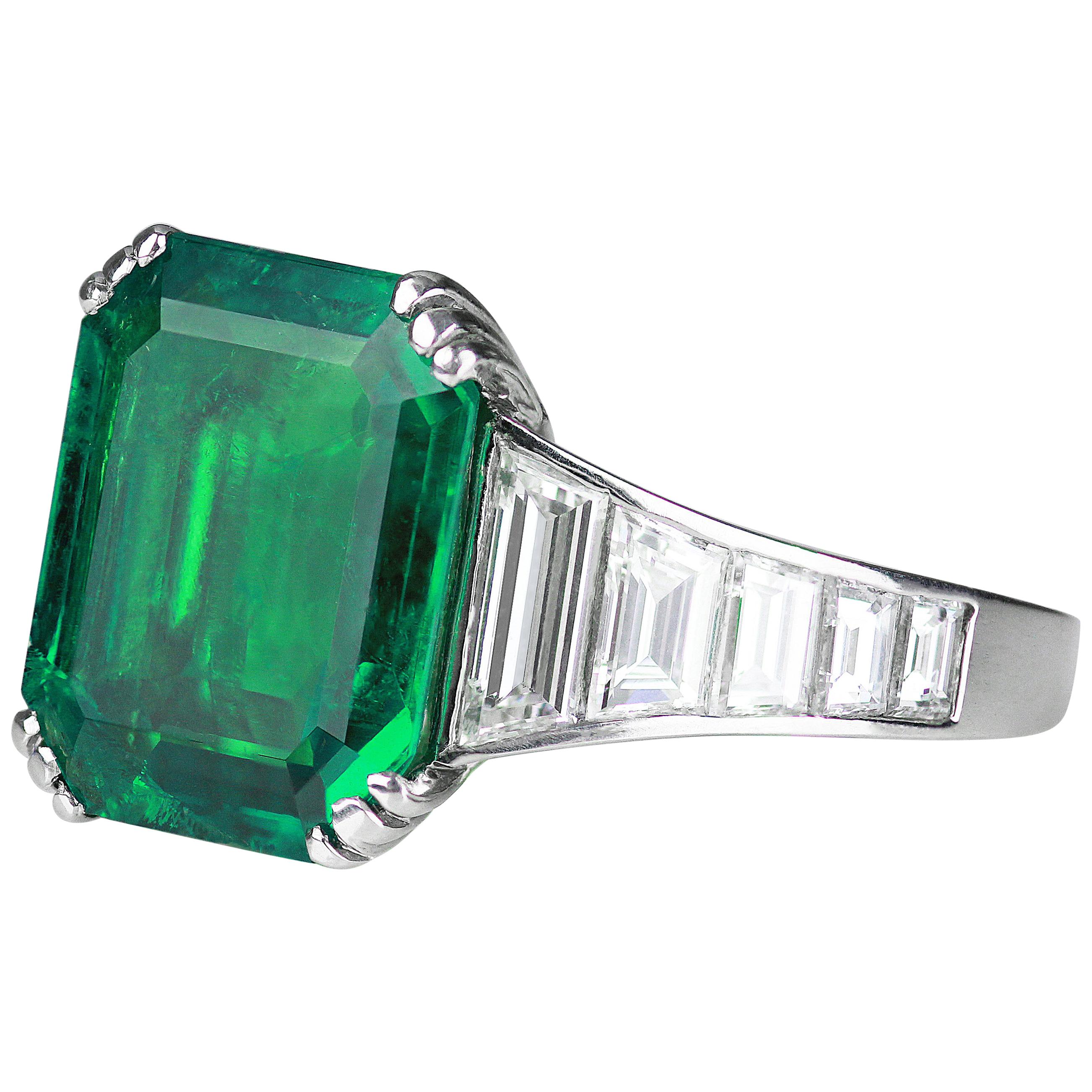1920 Art Deco SSEF Swiss Certified Colombian Emerald 4.0 Carat and Diamond Ring