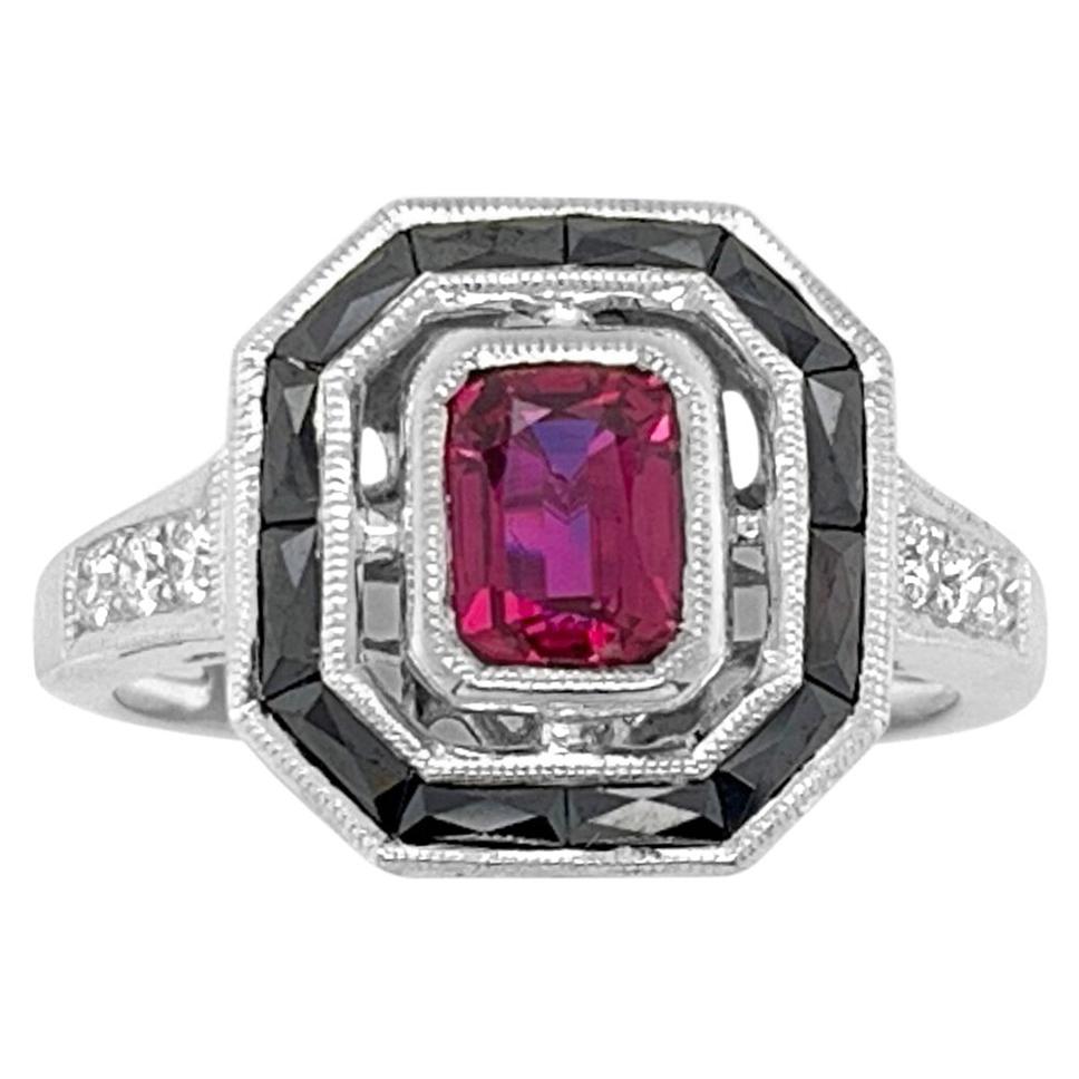 18K White Gold 1.25ct Onyx, Ruby and Diamond Ring For Sale