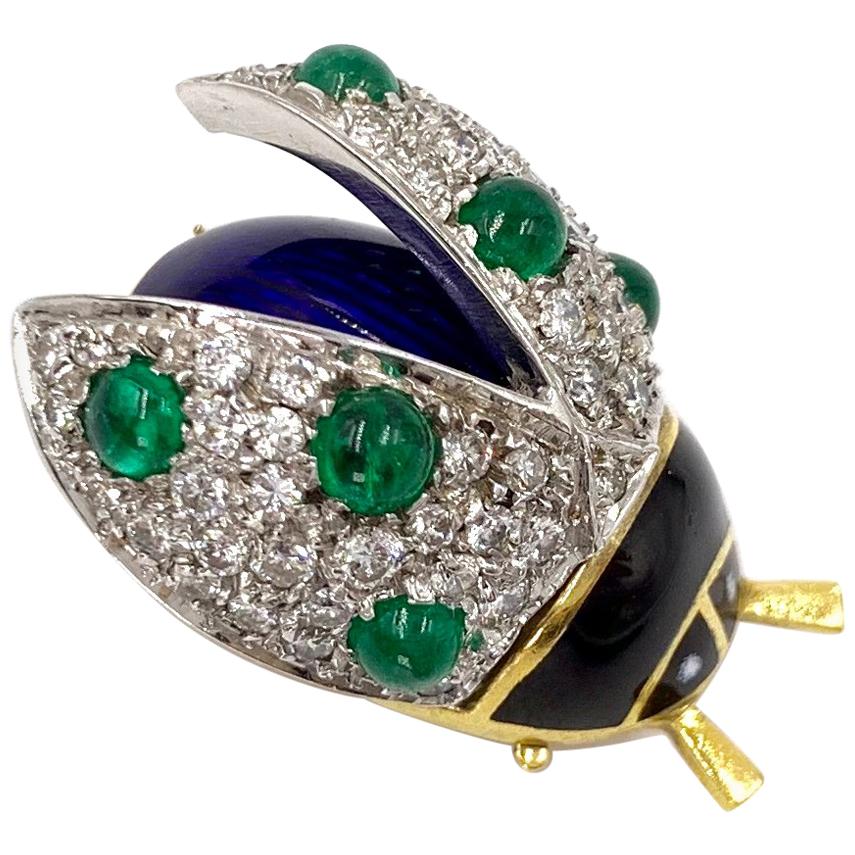18 Karat Diamond, Emerald and Enamel Beetle Brooch For Sale