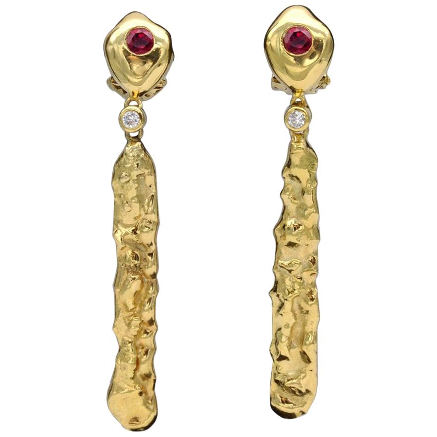 Modern 18 Karat Gold Ruby and Diamond Dangle Earrings