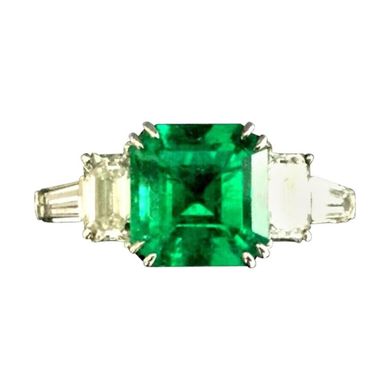 Natural Green Emerald 2.15 Ct GIA Certified with 18 Karat Gold and Diamond Ring