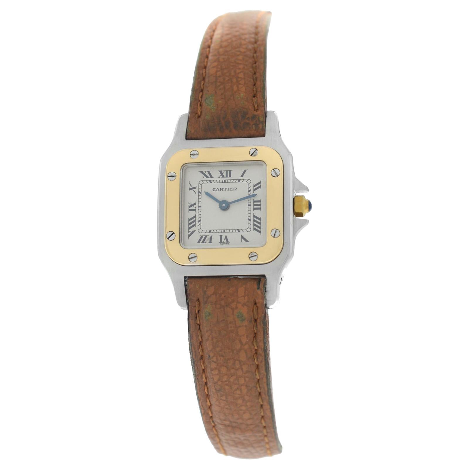 Ladies Cartier Santos Galbee 1567 18 Karat Yellow Gold Quartz Watch For Sale