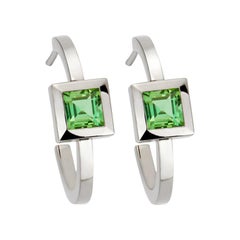 Boucles d'oreilles Le Carré en or blanc 18 carats avec 2 tourmalines 1,47 carat