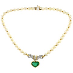 Vintage Bulgari Pearl Heart Emerald Diamond Gold Necklace 1980s Bvlgari