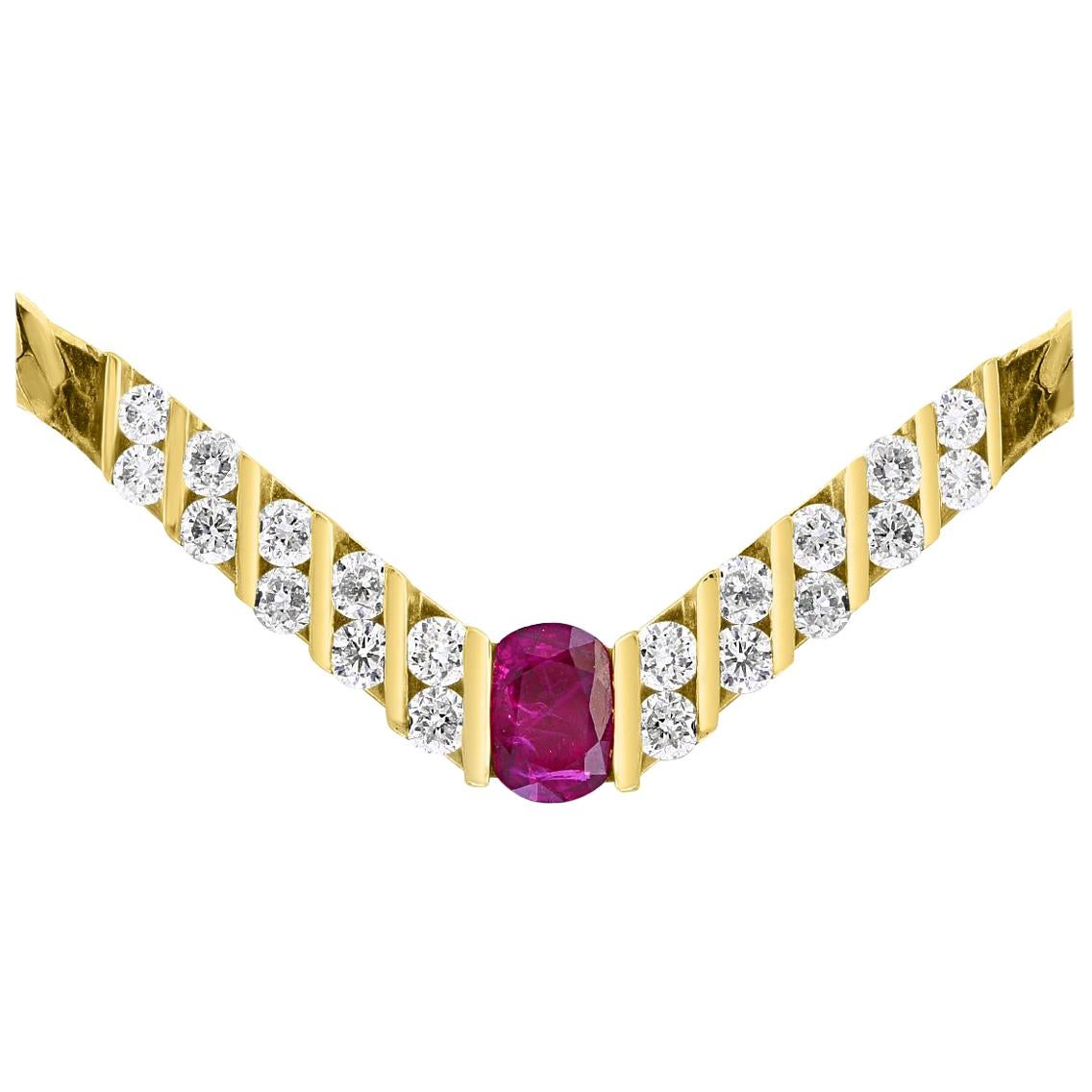 GIA Certified 3 Ct Natural Oval  Collier à pendentifs en or jaune 14K avec rubis et diamants