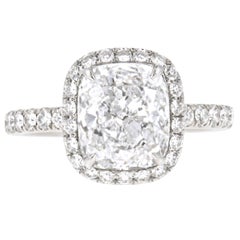 Harry Winston Cushion Cut Diamond Pavé Engagement Ring of 2.59 Carats **D VVS1**