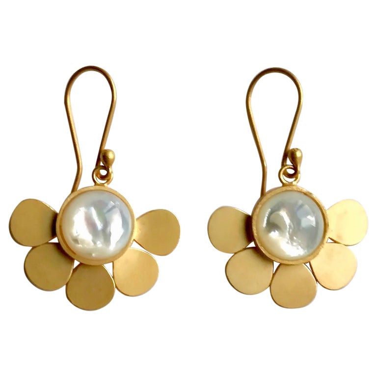 18 Karat Solid Yellow Gold Satin Finish Mother of Pearl Drop Earrings ...