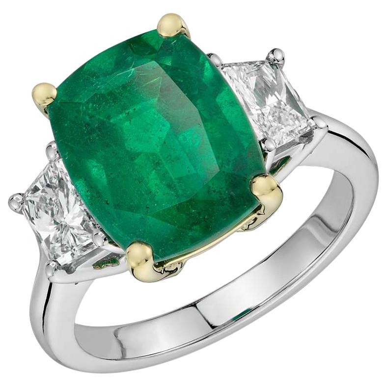 Classic 5.29 Carat Emerald Cushion Cut Diamond Three-Stone 18 Karat Gold Ring For Sale