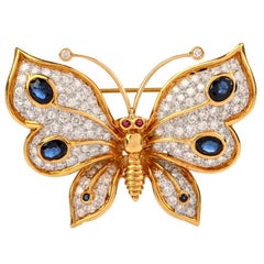 1950s Designer Butterfly Diamond Sapphire 18 Karat Gold Pin Brooch