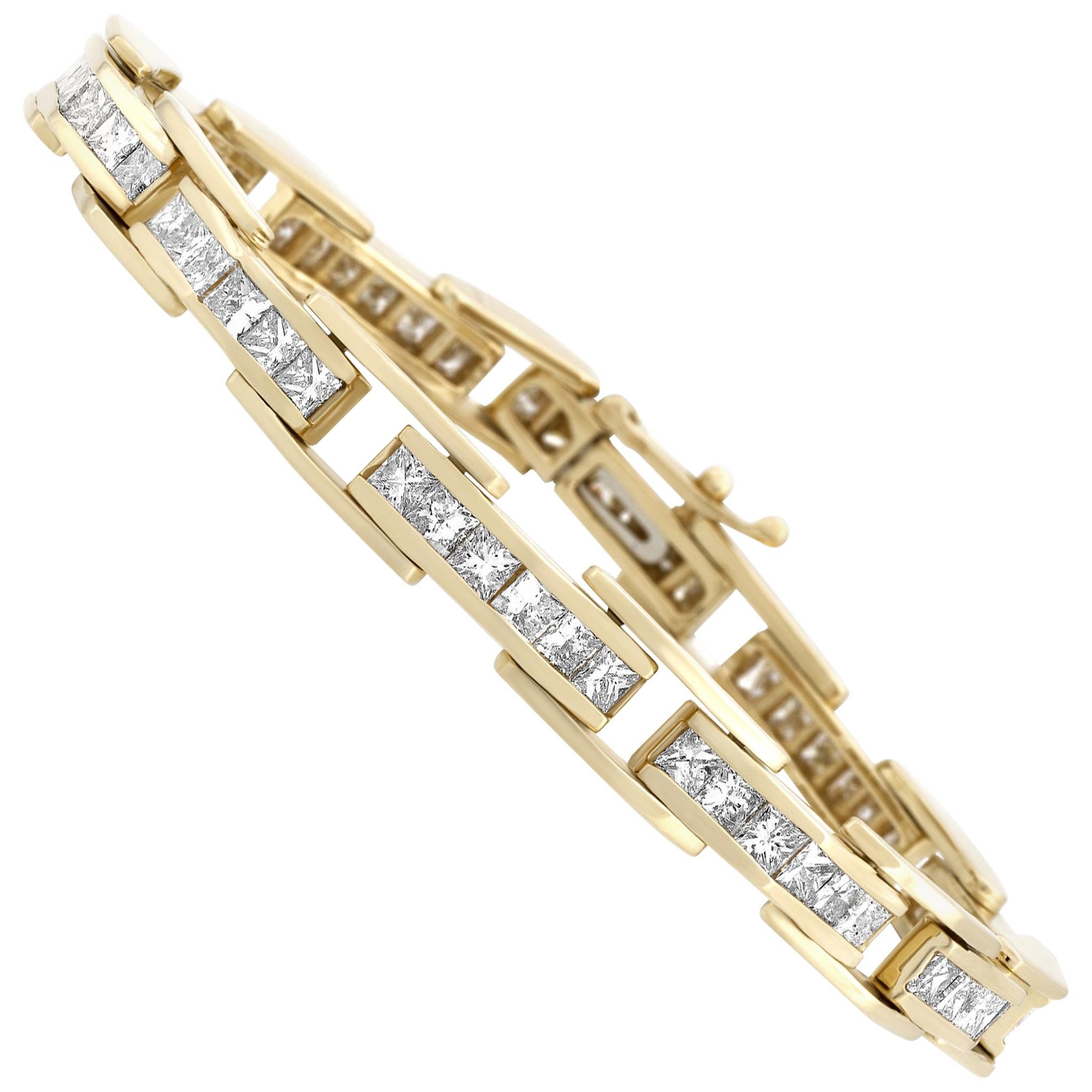 Estate 14 Karat Yellow Gold Princess Cut Diamond Bracelet