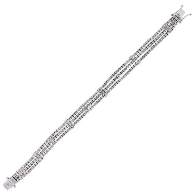 Round Brilliant Diamond Three-Row Bracelet For Sale at 1stDibs