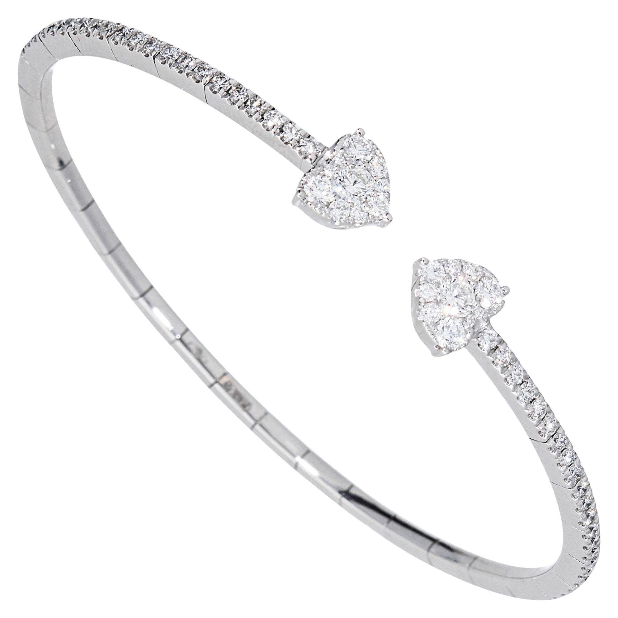 1.14 ct de diamants sur un bracelet rigide avec des extrémités en forme de coeur Or 18Kt Fabriqué en Italie