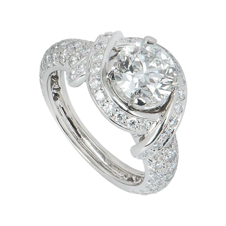  Tiffany  and Co Platinum Diamond Schlumberger Engagement  