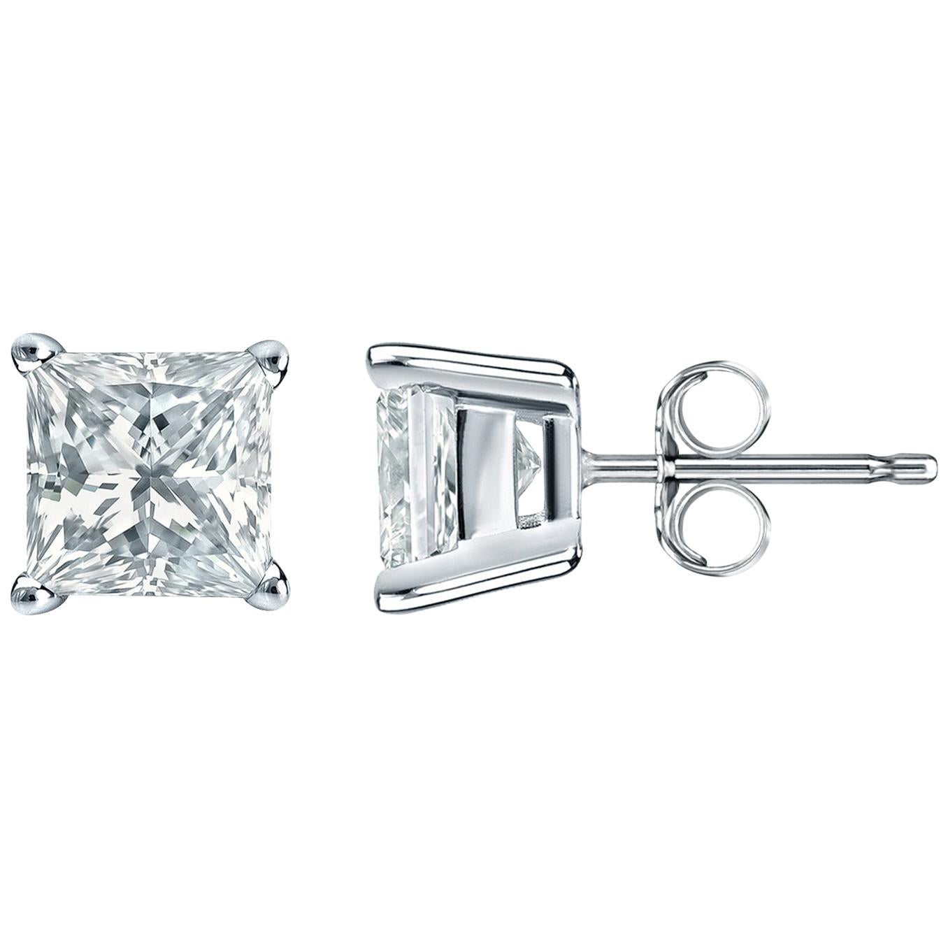 7.00 Carat Princess Brilliant Cut Diamond Stud Earrings 18 Karat Gold Setting For Sale