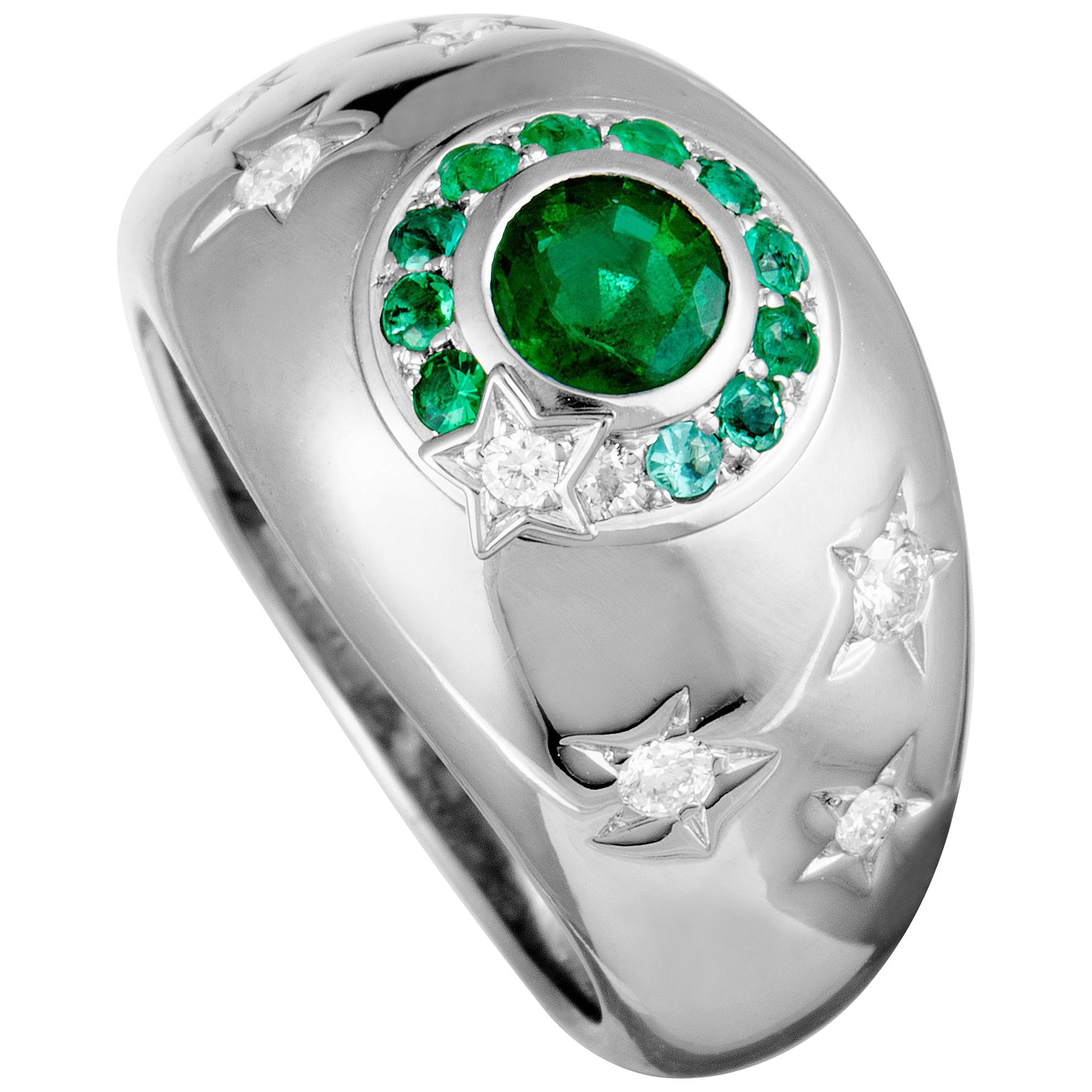 Chanel Comète Diamond and Emerald White Gold Ring