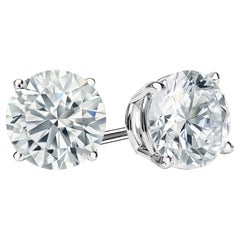 1 Carat Round Brilliant Cut Diamond Stud Earrings 18 Karat White Gold Setting