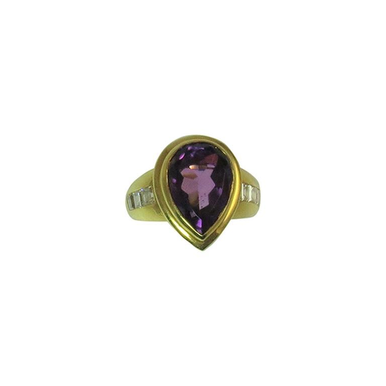 Susan Berman 18 Karat Gelbgold Ring mit birnenförmigem Amethyst und Diamanten