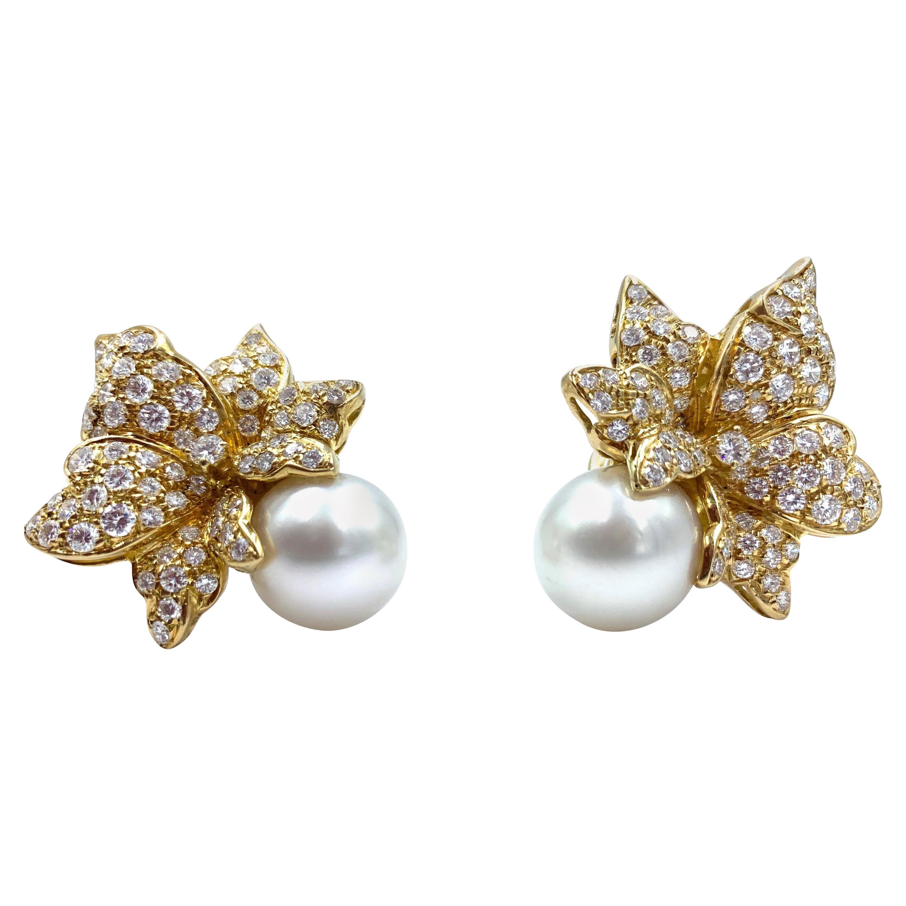 18 Karat Gold and Diamond Flower Shaped Earrings with Huge South Sea Pearl For Sale