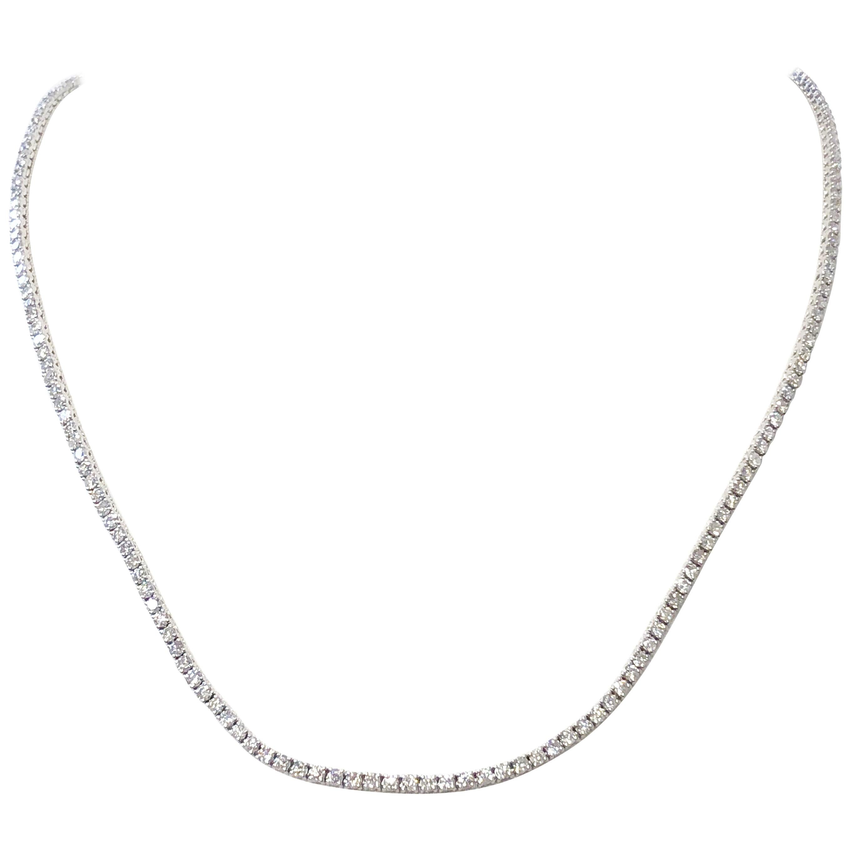 Diamond Round Necklace in 18 Karat White Gold