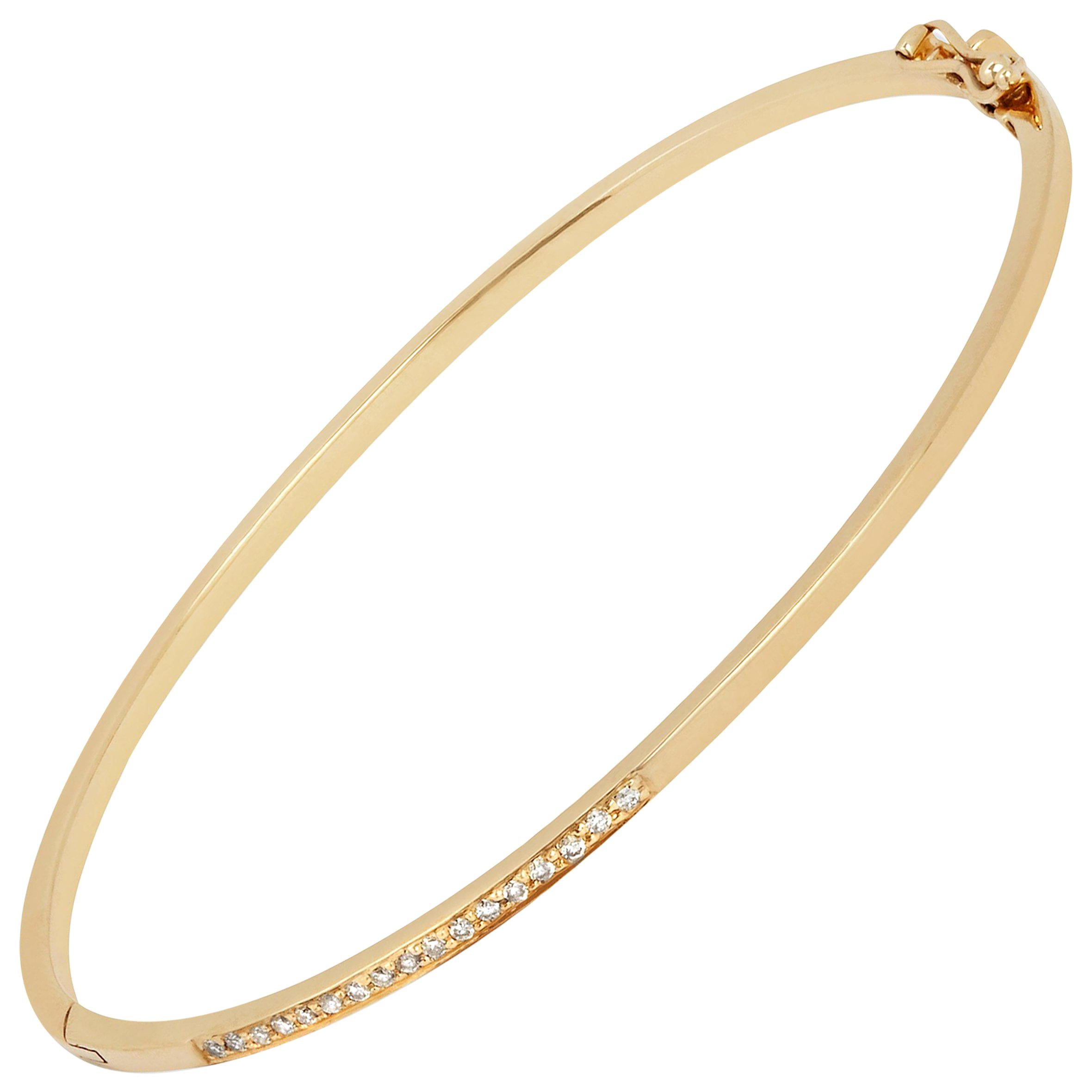 Weißes Diamantarmband aus 9 Karat Gold von Allison Bryan