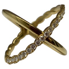 Hearts on Fire 18 Karat Yellow Gold Lorelei Criss Cross Diamond Cocktail Ring