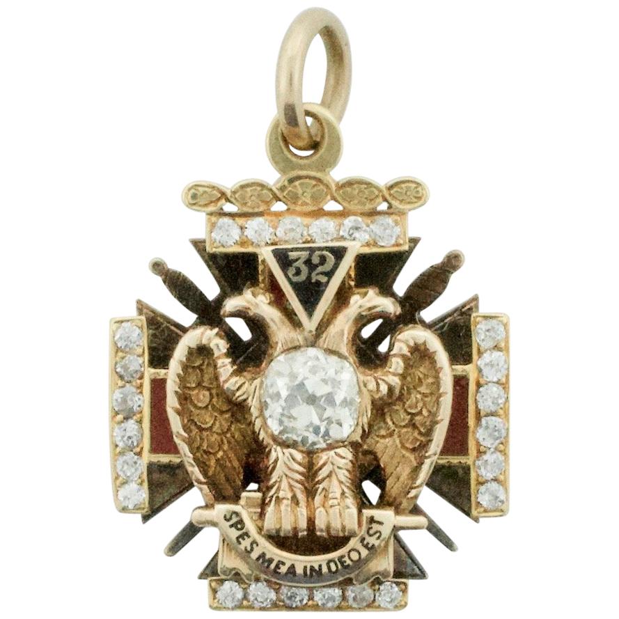 Diamond and Enamel Masonic Pendant circa 1920s in 18 Karat