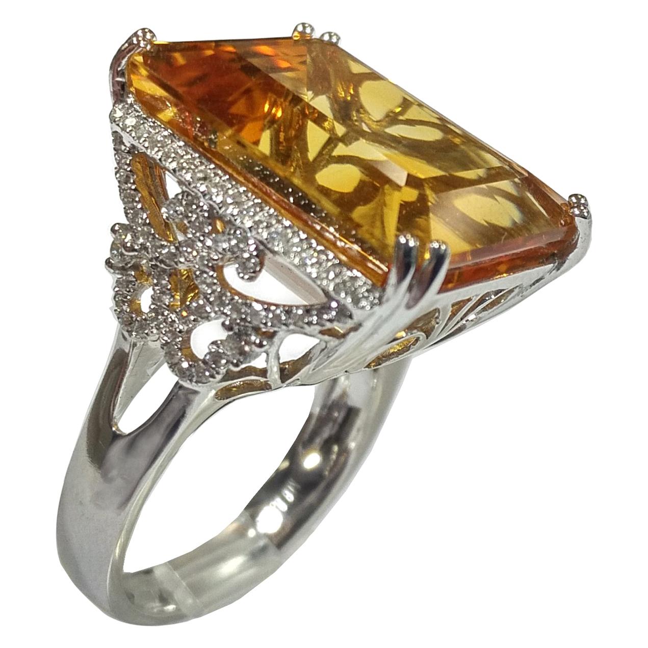 Citrine 20.85 Carats White Gold Cocktail Ring