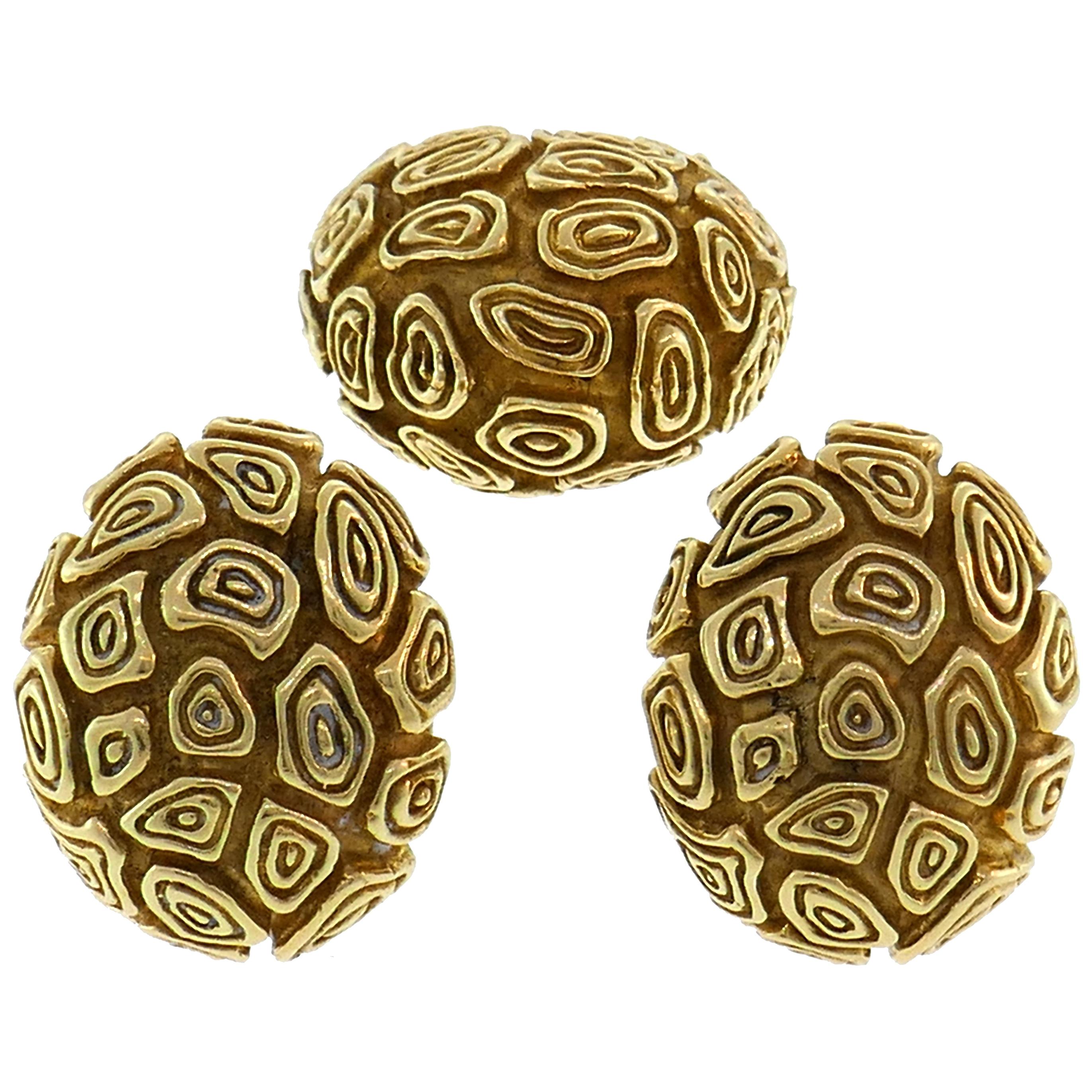 Van Cleef & Arpels Yellow Gold Ring Earrings Set 1980s Clip-on