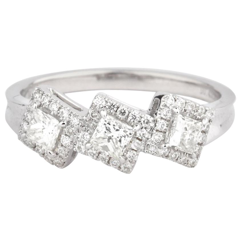Natural White Diamond Princess Shape Engagement Wedding 18 Karat White Gold Ring For Sale