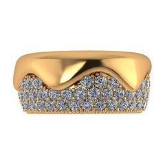 Anillo con pavé de diamantes blancos fundentes de 2,30 quilates en oro amarillo de 18 quilates